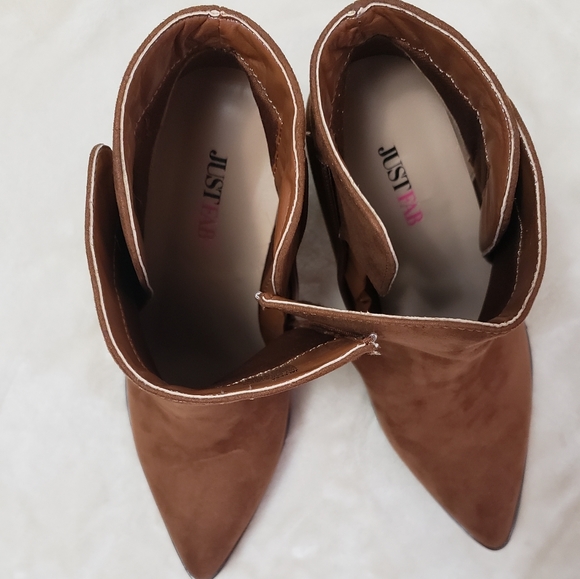 Just Fab Fashion boots - Picture 3 of 5